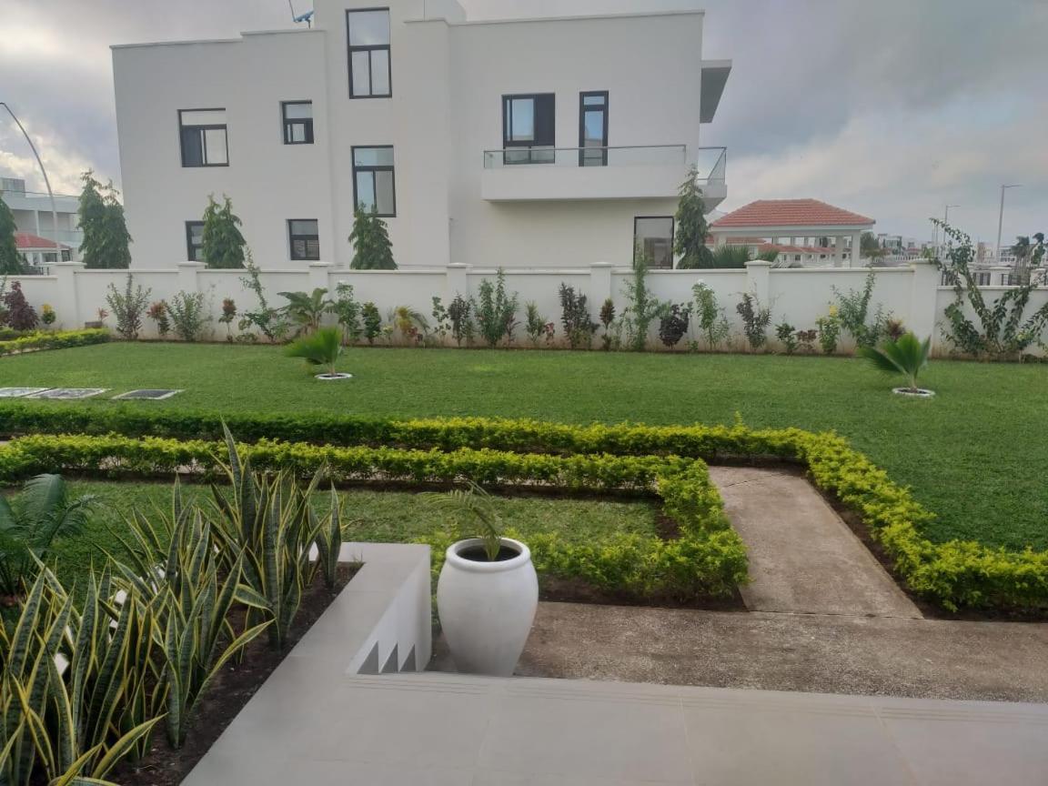 Villa Uptown Ocean Front