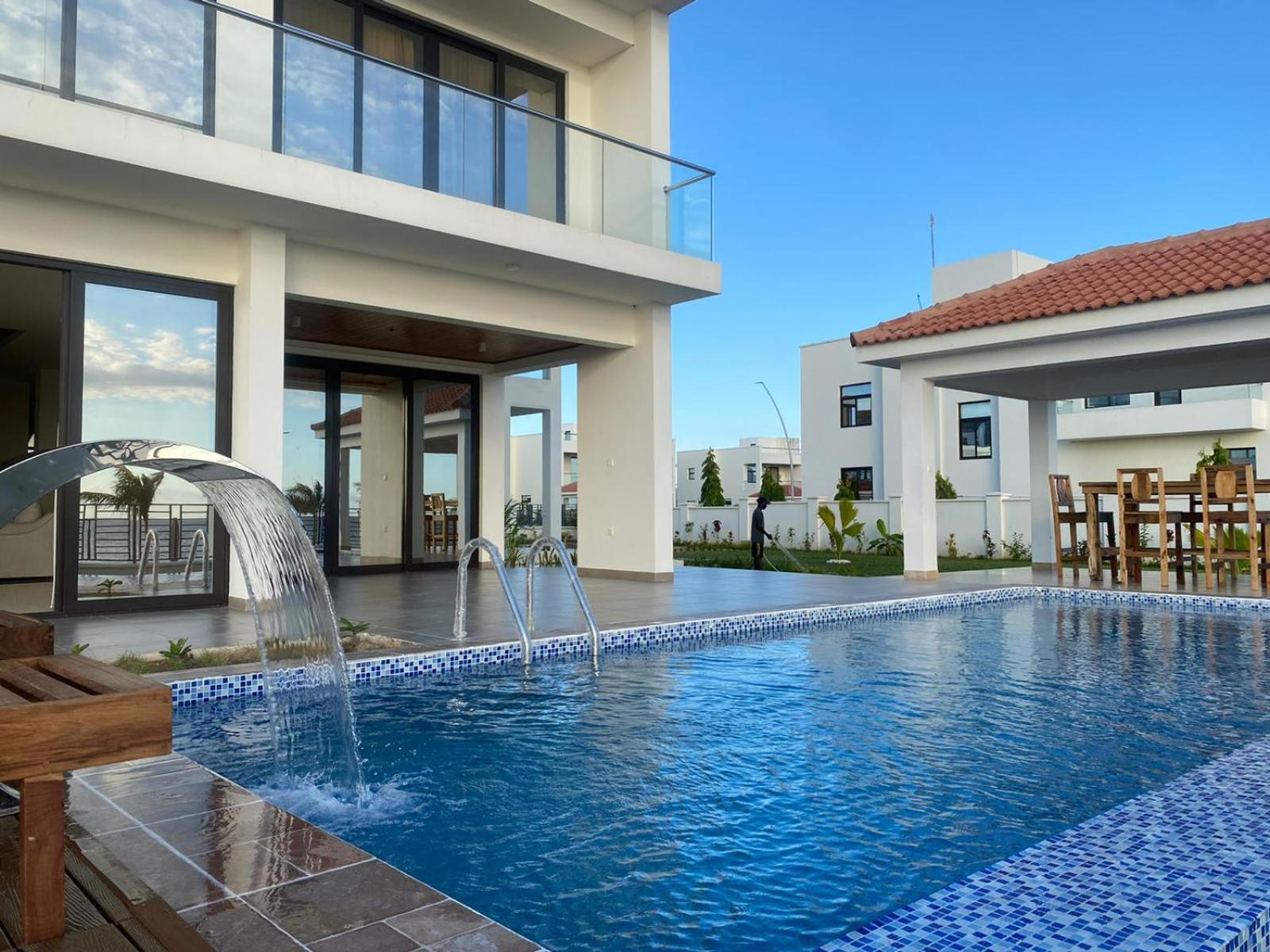 Villa Uptown Ocean Front