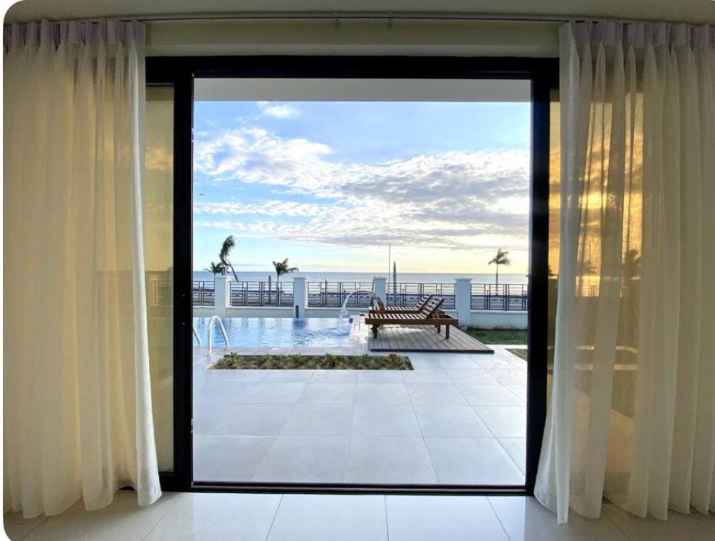 Uptown Ocean Front Villa *